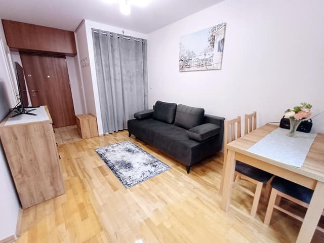 Przytulne 27m² z ogródkiem na Pradze-Południe - Zdjęcie 3/13