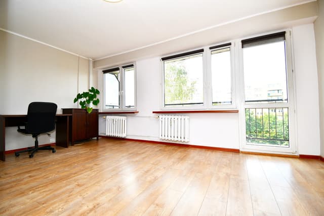 Jasne mieszkanie 36m² z balkonem w Czubach Północnych - Zdjęcie 4/15