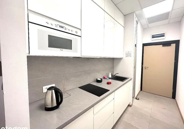 Luksusowy apartament w sercu Warszawy z panoramicznym widokiem - Zdjęcie 4/10