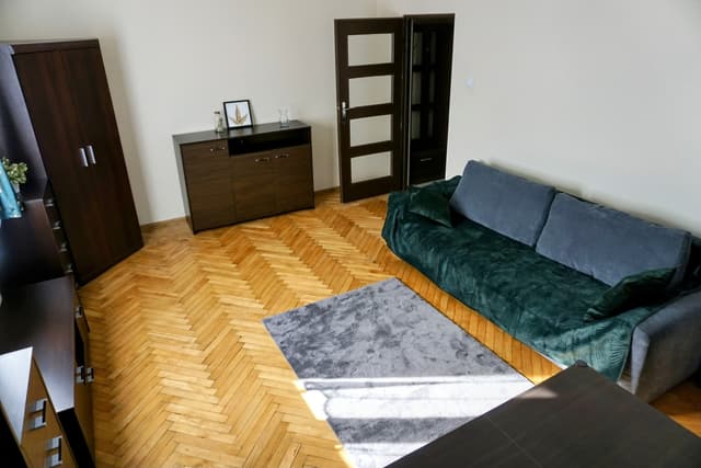 Przestronne 39m² w Bałutach - Nowoczesne i Dobrze Skomunikowane - Zdjęcie 2/10