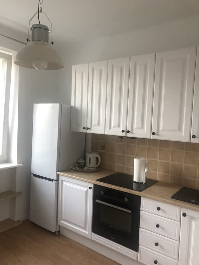 Odnowione 34m² z dobrą komunikacją na Grochowie - Zdjęcie 2/7