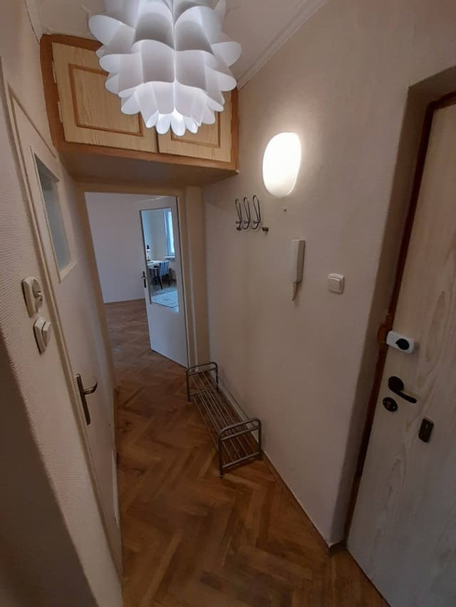 Kawalerka-apartament po niedawnym remoncie - Zdjęcie 3/8