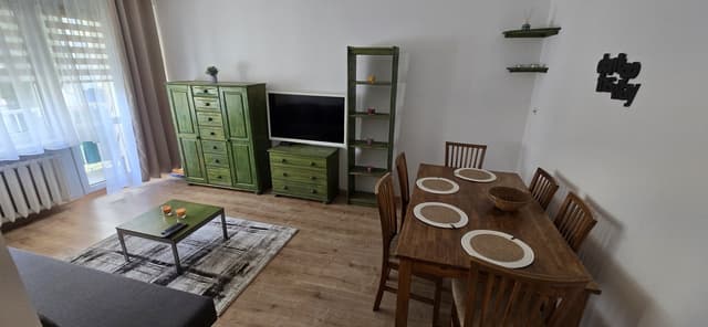 Przytulne 37m² w Widzewie: Komfort w sercu Łodzi - Zdjęcie 2/13