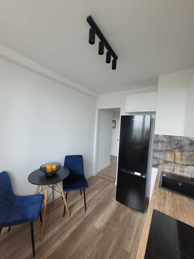 Nowoczesne 54m² przy UE, po remoncie, świetna lokalizacja - Zdjęcie 5/10