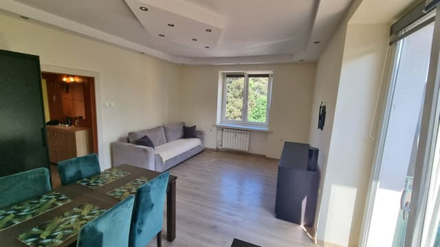 Przestronne 38m² na Bałutach - Komfort w Sercu Łodzi - Zdjęcie 3/12