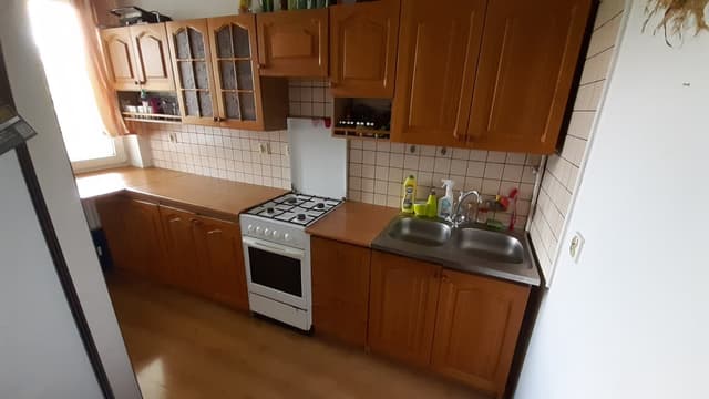 Przytulne 35m² przy ul. Gościnnej - Idealne dla Singla lub Pary - Zdjęcie 2/7